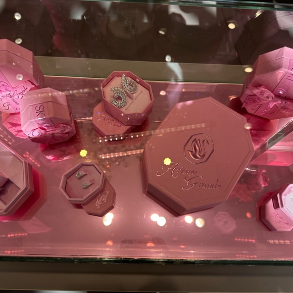 (^_−)−☆ - Picture 8 of 10